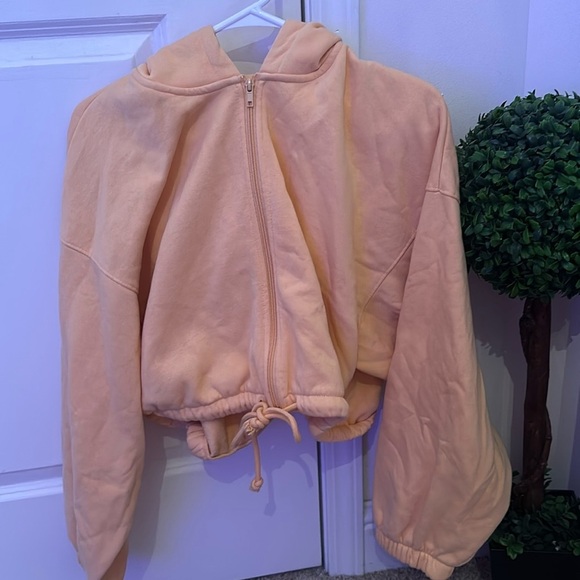 Cute H&M orange zip up hoodie😍🧡 - Picture 1 of 3